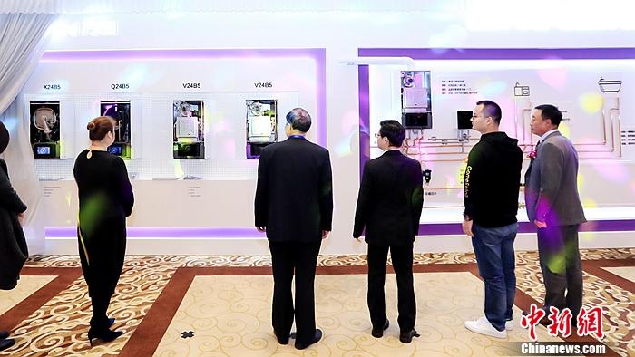 拼搏(中国)发布壁挂炉新品B5